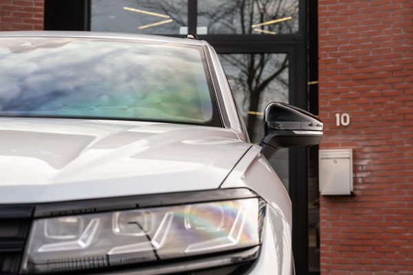 Volkswagen Touareg 3.0 TSI eHybrid R 4M Nightvision DynAudio Trekhaak