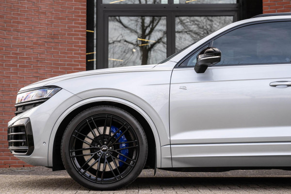 Volkswagen Touareg 3.0 TSI eHybrid R 4M Nightvision DynAudio Trekhaak