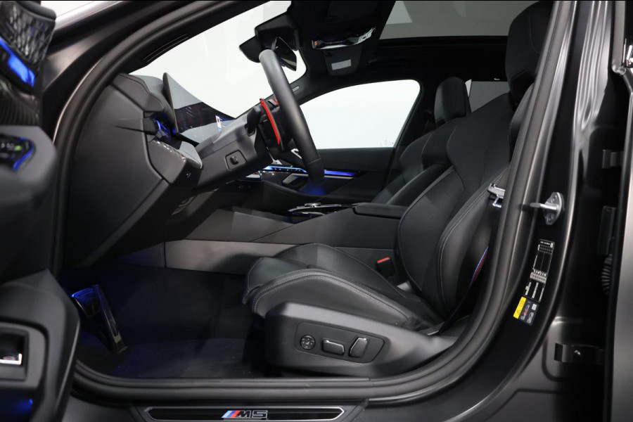 BMW 5 Serie Touring M5 950+PK BTW/AKRAPOVIC OPF DELETED/CARBON M-PERFORMANCE/EVENTURI/22” VOSSEN/B&W/PANO/HUD/12 MND GARANTIE!