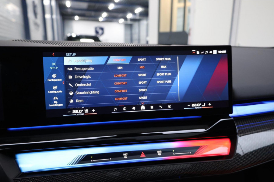 BMW 5 Serie Touring M5 950+PK BTW/AKRAPOVIC OPF DELETED/CARBON M-PERFORMANCE/EVENTURI/22” VOSSEN/B&W/PANO/HUD/12 MND GARANTIE!