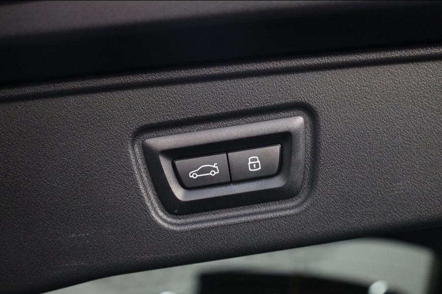 BMW 5 Serie Touring M5 950+PK BTW/AKRAPOVIC OPF DELETED/CARBON M-PERFORMANCE/EVENTURI/22” VOSSEN/B&W/PANO/HUD/12 MND GARANTIE!