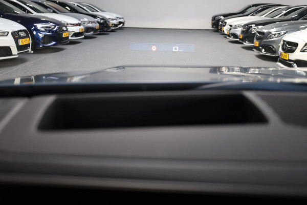 BMW 5 Serie Touring M5 950+PK BTW/AKRAPOVIC OPF DELETED/CARBON M-PERFORMANCE/EVENTURI/22” VOSSEN/B&W/PANO/HUD/12 MND GARANTIE!