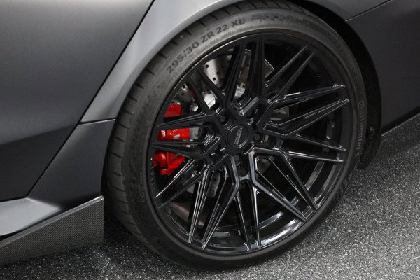 BMW 5 Serie Touring M5 950+PK BTW/AKRAPOVIC OPF DELETED/CARBON M-PERFORMANCE/EVENTURI/22” VOSSEN/B&W/PANO/HUD/12 MND GARANTIE!