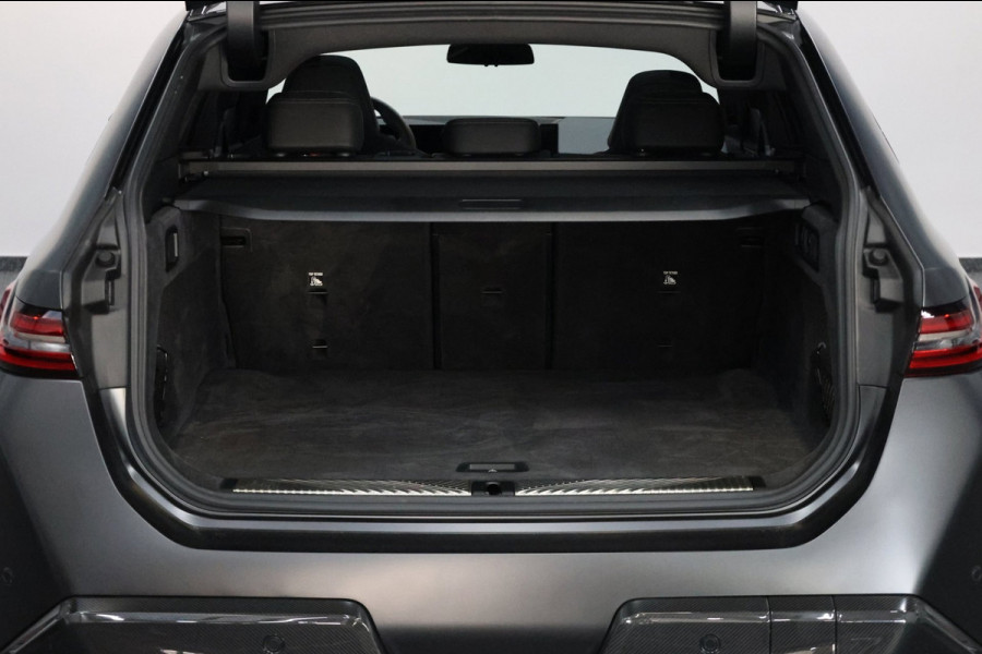 BMW 5 Serie Touring M5 950+PK BTW/AKRAPOVIC OPF DELETED/CARBON M-PERFORMANCE/EVENTURI/22” VOSSEN/B&W/PANO/HUD/12 MND GARANTIE!