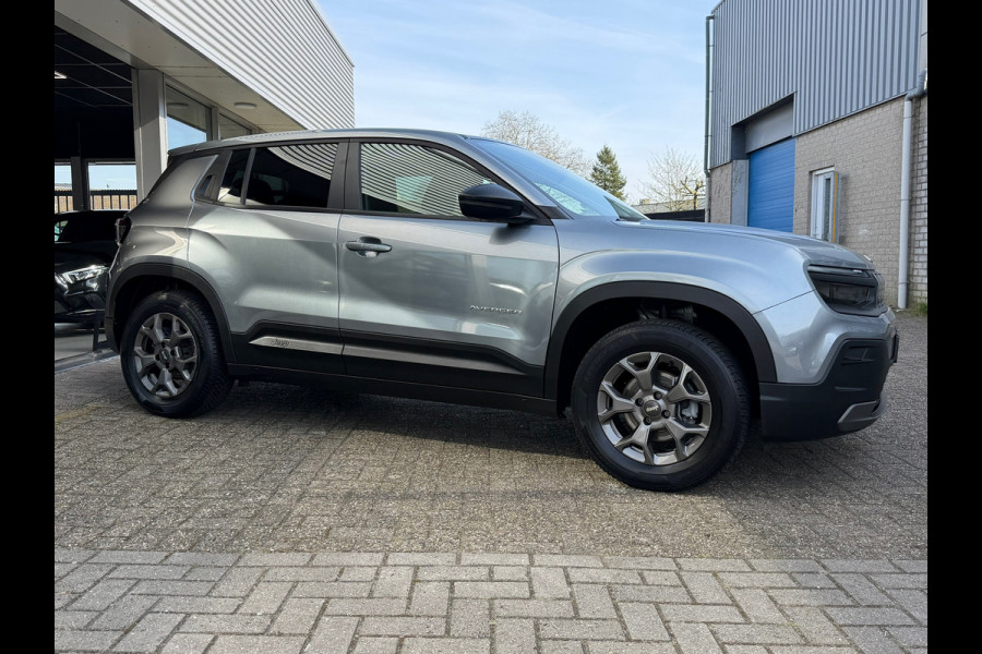 Jeep Avenger 1.2 Altitude / Navi Carplay / Climate / Cruise / Parkeersensor / Lichtmetaal.