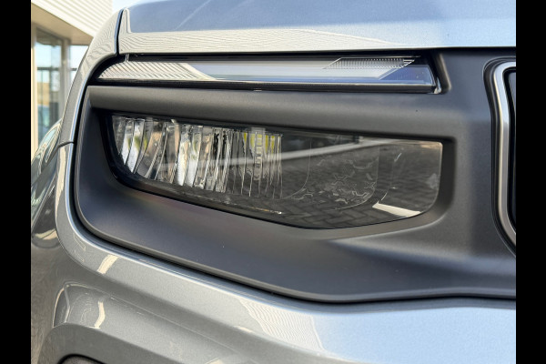 Jeep Avenger 1.2 Altitude / Navi Carplay / Climate / Cruise / Parkeersensor / Lichtmetaal.