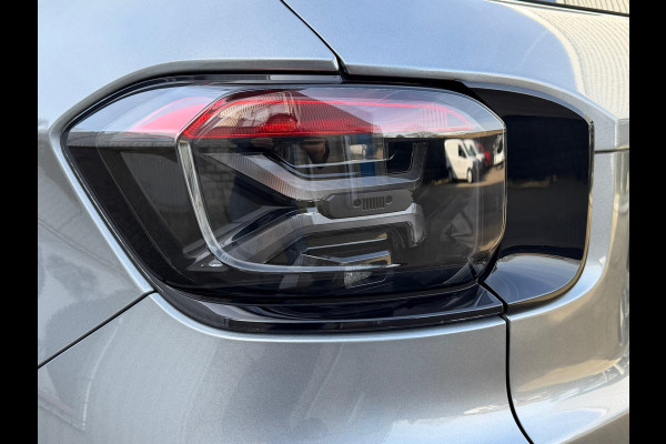 Jeep Avenger 1.2 Altitude / Navi Carplay / Climate / Cruise / Parkeersensor / Lichtmetaal.