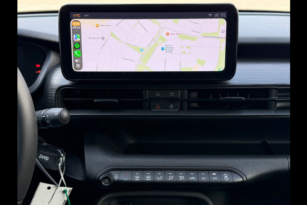 Jeep Avenger 1.2 Altitude / Navi Carplay / Climate / Cruise / Parkeersensor / Lichtmetaal.