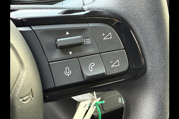 Jeep Avenger 1.2 Altitude / Navi Carplay / Climate / Cruise / Parkeersensor / Lichtmetaal.