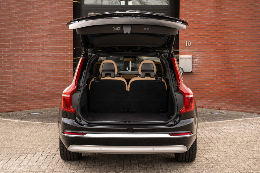 Volvo XC90 2.0 T8 Recharge AWD Ultimate Bright B&W Four-C VOL
