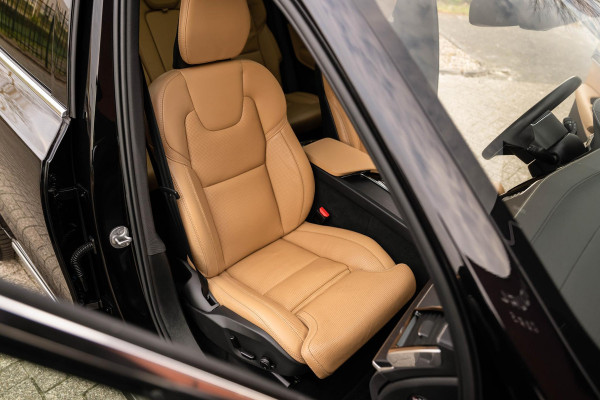 Volvo XC90 2.0 T8 Recharge AWD Ultimate Bright B&W Four-C VOL