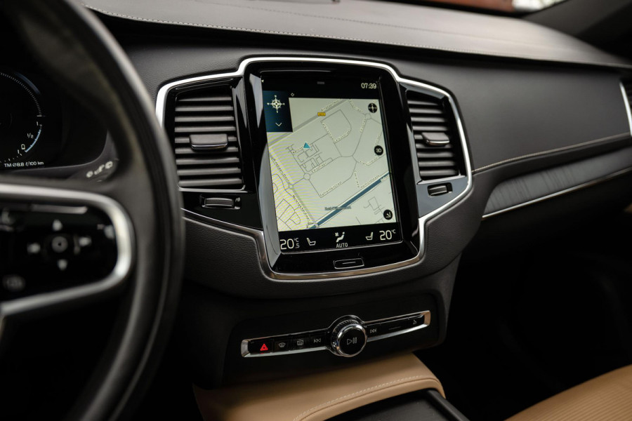 Volvo XC90 2.0 T8 Recharge AWD Ultimate Bright B&W Four-C VOL