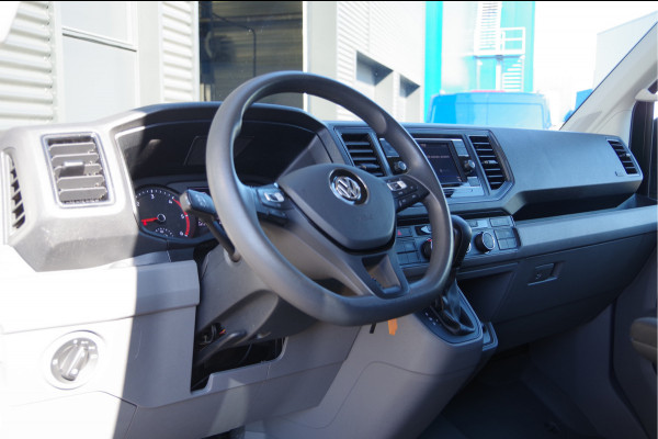 Volkswagen Crafter 35 2.0 TDI L3H2 DC-5P, 140PK AUT. LED, TREKHAAK, STOELVERWARMING, STANDKACHEL, CAMERA, PARKEERSENSOREN, AIRCO, CARPLAY, DUBBELE
