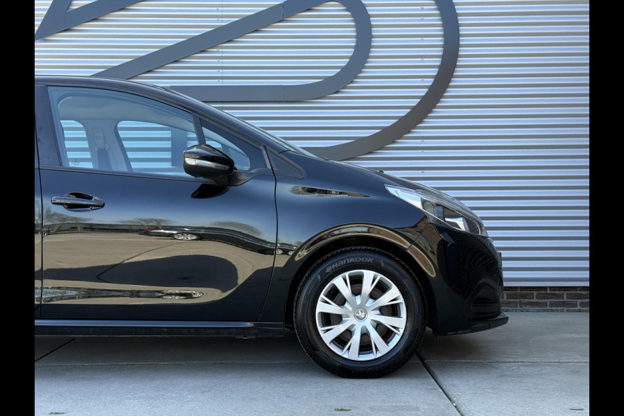 Peugeot 208 1.2 PureTech Active Navi|Airco|Cruise|Carplay|Elek ramen|D-riem v.v. in 2023|N.A.P|APK tot 06-2026