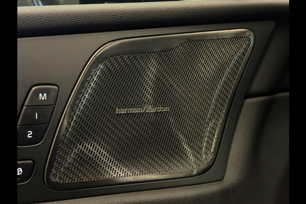 Volvo XC60 2.0 T6 Plug-in hybrid AWD Ultimate Dark|Bomvol!