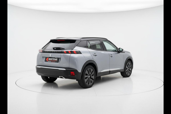 Peugeot e-2008 EV GT Pack 50 kWh | 3 fase | SOH 96,1% | Panoramadak | Prijs is rijklaar