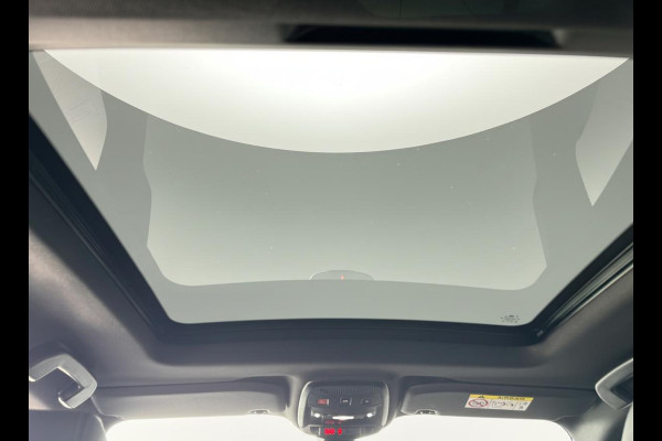 Peugeot e-2008 EV GT Pack 50 kWh | 3 fase | SOH 96,1% | Panoramadak | Prijs is rijklaar