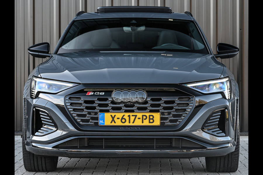 Audi Q8 Sportback e-tron S quattro SQ8 115 kWh | NL-Auto | Panorama dak | S-Seats | Bang & Olufsen | Camera | Ambiance interieur | 23 inch.