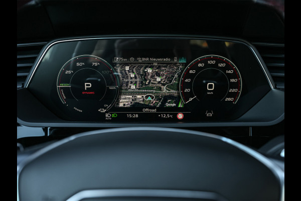 Audi Q8 Sportback e-tron S quattro SQ8 115 kWh | NL-Auto | Panorama dak | S-Seats | Bang & Olufsen | Camera | Ambiance interieur | 23 inch.