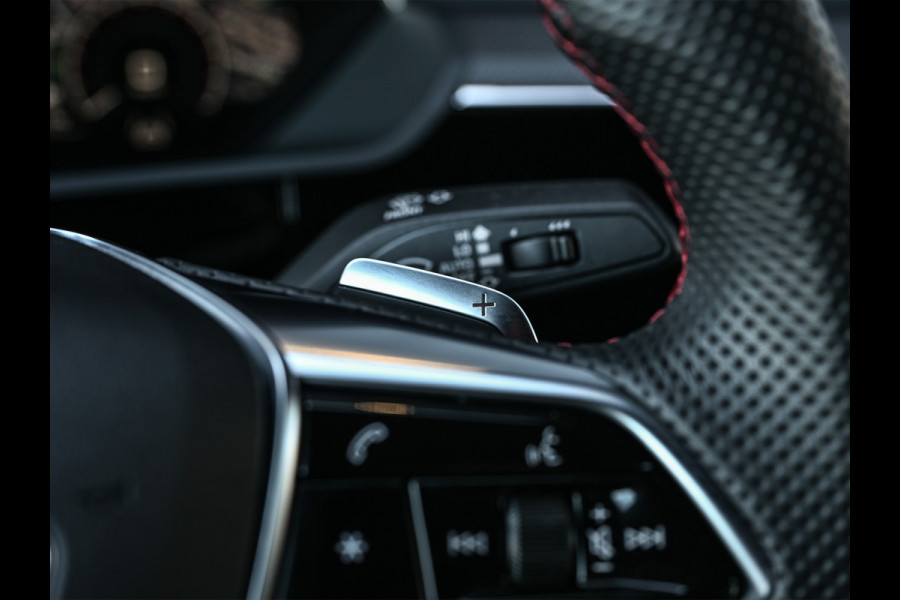 Audi SQ8 Sportback e-tron S quattro SQ8 115 kWh | NL-Auto | Panorama dak | S-Seats | Bang & Olufsen | Camera | Ambiance interieur | 23 inch.