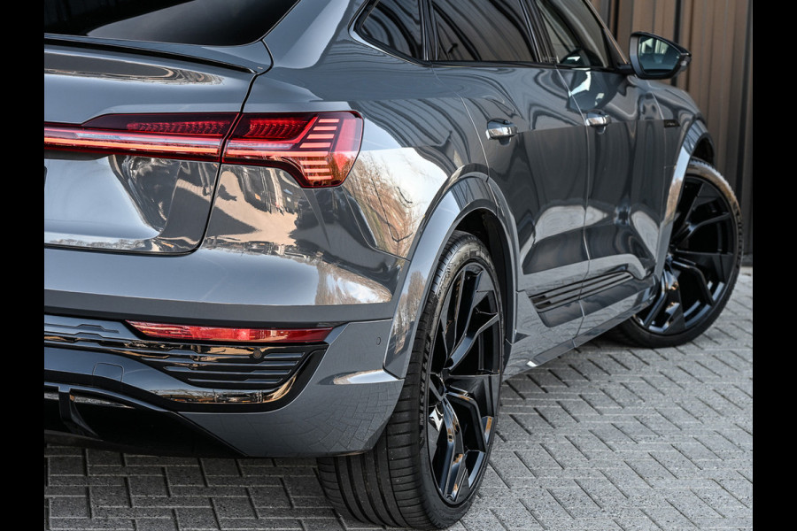 Audi SQ8 Sportback e-tron S quattro SQ8 115 kWh | NL-Auto | Panorama dak | S-Seats | Bang & Olufsen | Camera | Ambiance interieur | 23 inch.