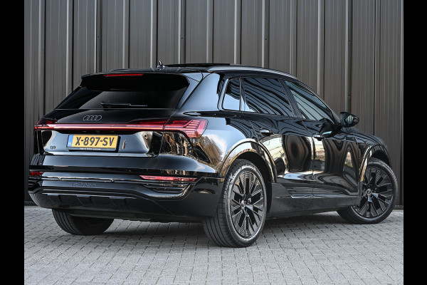 Audi Q8 e-tron 55 quattro Advanced Edition Plus 115 kWh | Panoramdak | Ambiance interieur | Adaptive Cruise | NL-Auto | Memory seats | Keyless