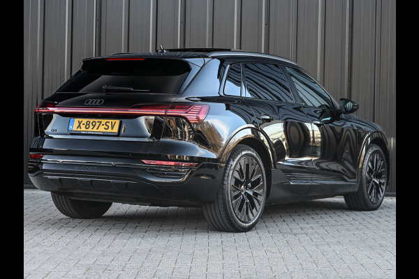 Audi Q8 e-tron 55 quattro Advanced Edition Plus 115 kWh | Panoramdak | Ambiance interieur | Adaptive Cruise | NL-Auto | Memory seats | Keyless