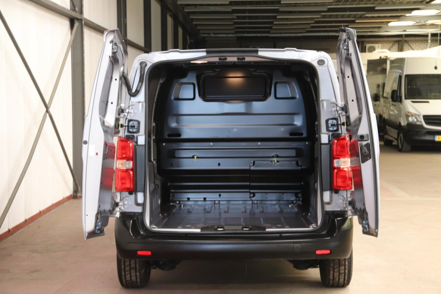 Fiat Scudo 1.5 MULTIJET 120PK COMPACT BUSINESS Fiat Scudo 1.5 MULTIJET 120 COMPACT BUSINESS