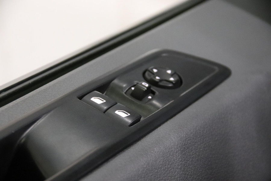 Opel Vivaro-e ELEKTRISCH ACHTERUITRIJCAMERA