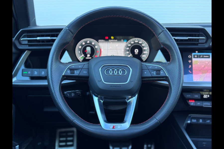 Audi A3 Sportback 45 TFSI e S edition Competition B&O/HuD/Memory