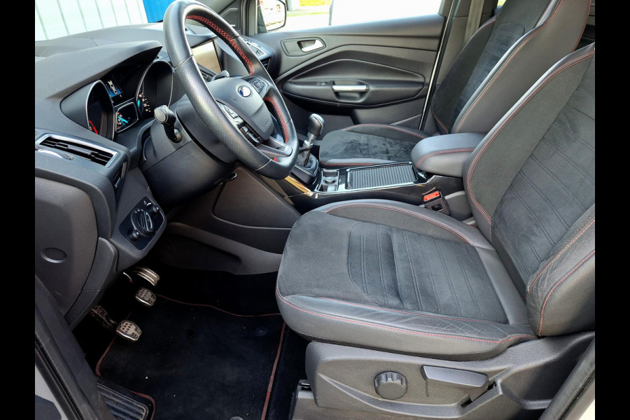 Ford Kuga 1.5 ST Line X-Pack | Winterpack | X-Pack | Navi | Sony Audio |