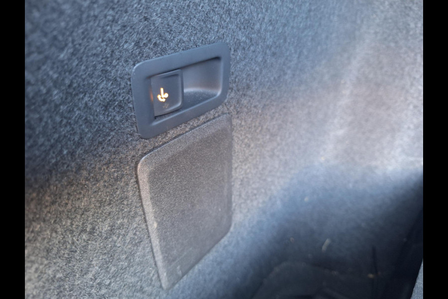 Seat Leon Sportstourer 1.5 TSI Style Launch Edition My 2021 | 18"LM | Trekhaak | Full LED | Climate V=A | Navi |