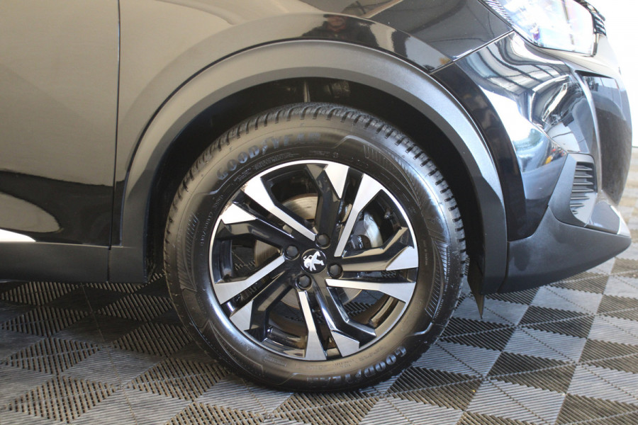 Peugeot 2008 1.2 PureTech Allure |Navi|Camera|