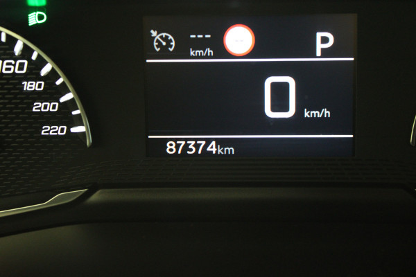 Peugeot 2008 1.2 PureTech Allure |Navi|Camera|