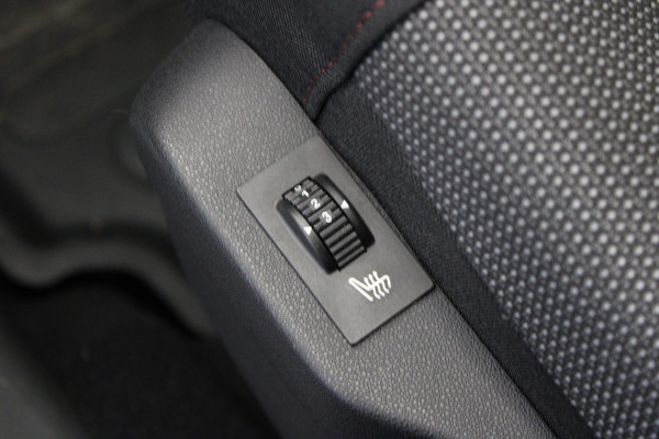 Citroën C4 Cactus 1.2 PureTech Shine |Pano|Stoelverw.|Camera|