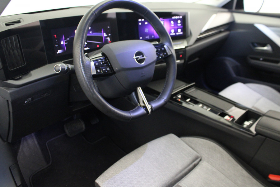 Opel Astra 1.2 Elegance |Camera|Navi|ACC|