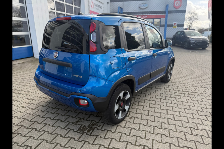 Fiat Panda 1.0 Hybrid Cross (BOVAG/RIJKLAARPRIJS)