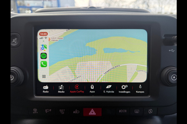 Fiat Panda 1.0 Hybrid Cross (BOVAG/RIJKLAARPRIJS)