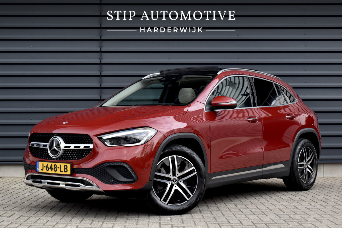 Mercedes-Benz GLA 250 4MATIC 224pk Premium Plus | Panoramadak | ACC | Memory seats | 360 Camera | Head-Up | Stoelverwarming |