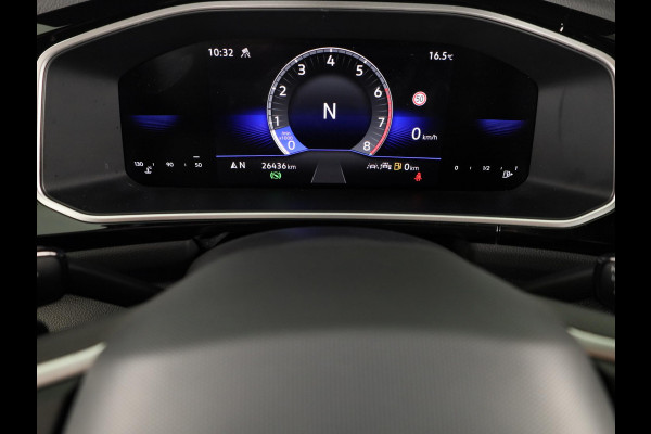 Volkswagen T-Roc 1.5 TSI R-Line 150 PK DSG | Navigatie | Trekhaak afneembaar | ErgoActive Stoel Pakket | Parkeercamera |