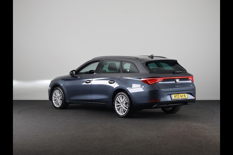 Seat Leon Sportstourer 1.5 TSI e-Hybrid Style Business Intense 204 pk Automaat | Verlengde garantie | Navigatie | Parkeersensoren (Park assist) | Achteruitrijcamera |