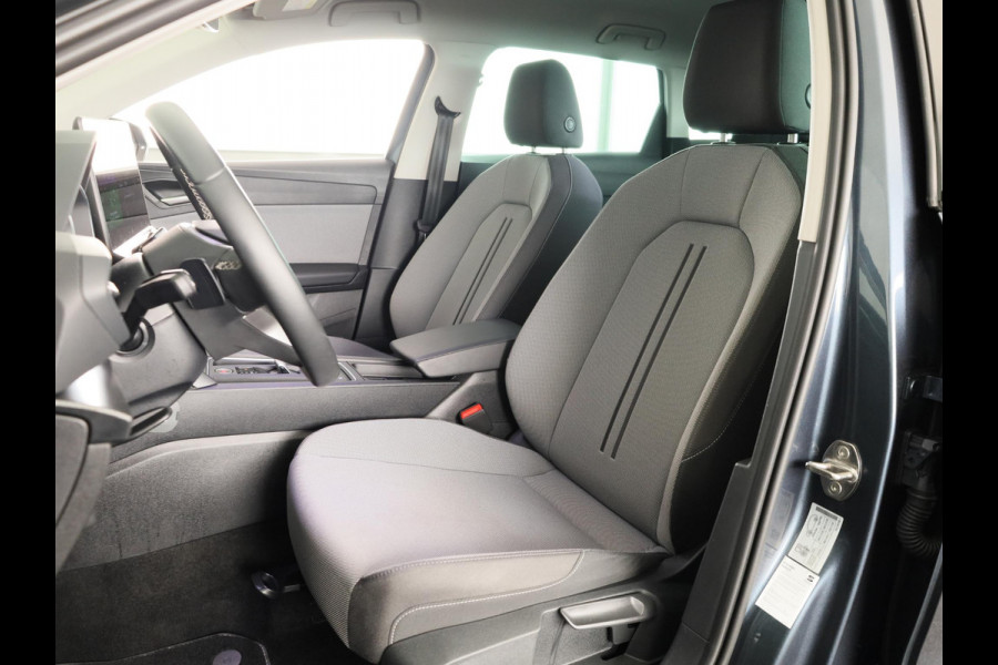 Seat Leon Sportstourer 1.5 TSI e-Hybrid Style Business Intense 204 pk Automaat | Verlengde garantie | Navigatie | Parkeersensoren (Park assist) | Achteruitrijcamera |