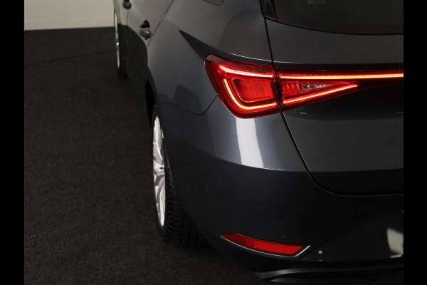 Seat Leon Sportstourer 1.5 TSI e-Hybrid Style Business Intense 204 pk Automaat | Verlengde garantie | Navigatie | Parkeersensoren (Park assist) | Achteruitrijcamera |