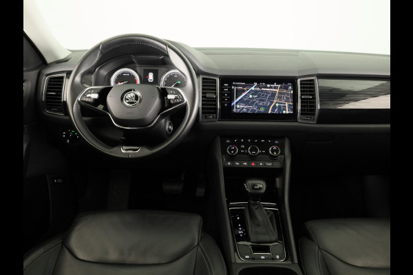 Škoda Kodiaq 1.5 TSI Business Edition Plus 150 pk | Lederen bekleding | Elektrisch verstelbare bestuurdersstoel|  Navigatie | Parkeersensoren (Park assist) | Rondomzicht camera | Stoelverwarming v/a |