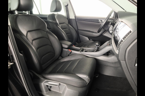 Škoda Kodiaq 1.5 TSI Business Edition Plus 150 pk | Lederen bekleding | Elektrisch verstelbare bestuurdersstoel|  Navigatie | Parkeersensoren (Park assist) | Rondomzicht camera | Stoelverwarming v/a |