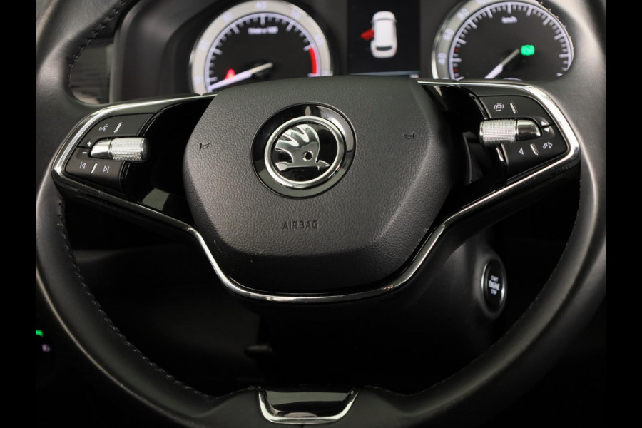 Škoda Kodiaq 1.5 TSI Business Edition Plus 150 pk | Lederen bekleding | Elektrisch verstelbare bestuurdersstoel|  Navigatie | Parkeersensoren (Park assist) | Rondomzicht camera | Stoelverwarming v/a |