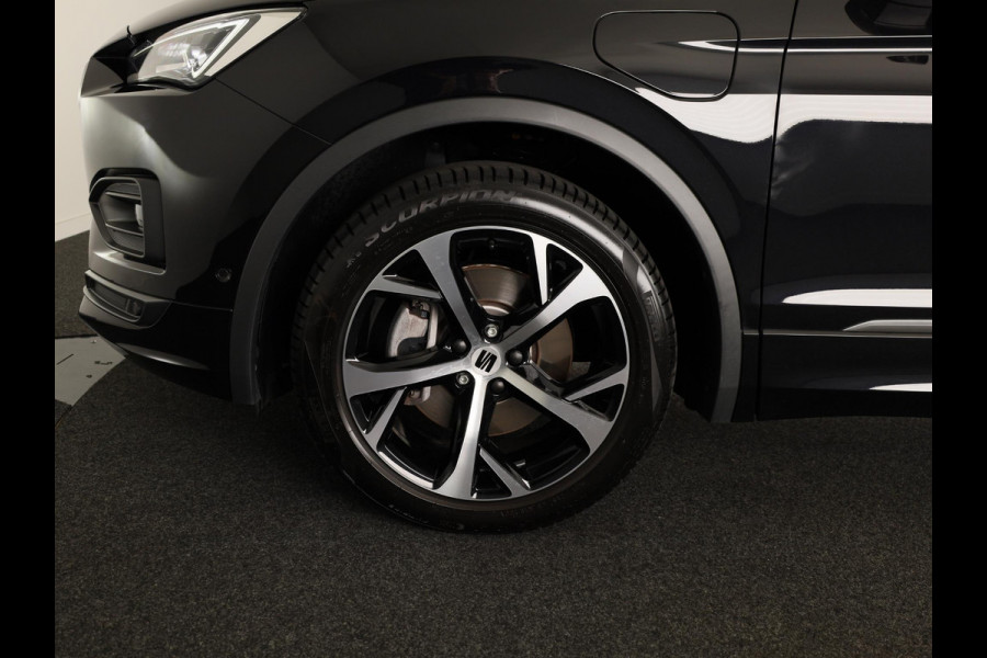 Seat Tarraco 1.4 TSI e-Hybrid PHEV FR 245 pk Automaat (DSG) | Navigatie | Panoramadak | Parkeersensoren (Park assist) | Achteruitrijcamera | Autom. airco (3 zones) | Apple Carplay/Android Auto |