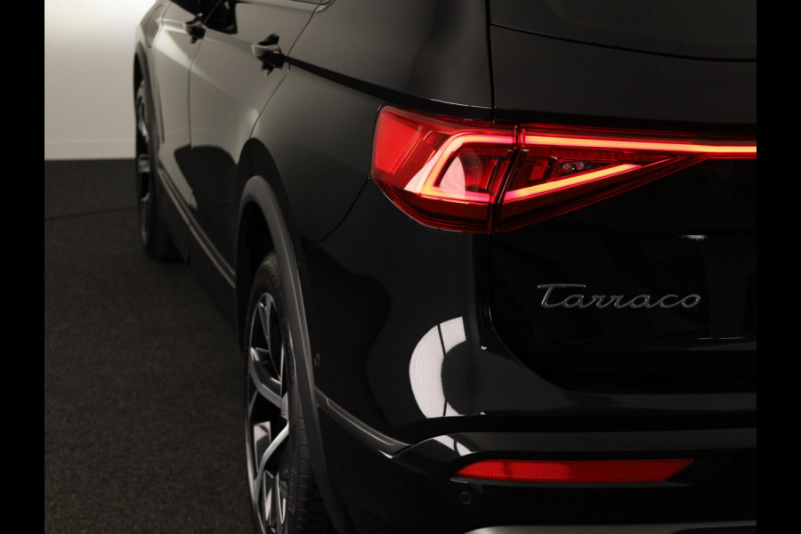 Seat Tarraco 1.4 TSI e-Hybrid PHEV FR 245 pk Automaat (DSG) | Navigatie | Panoramadak | Parkeersensoren (Park assist) | Achteruitrijcamera | Autom. airco (3 zones) | Apple Carplay/Android Auto |