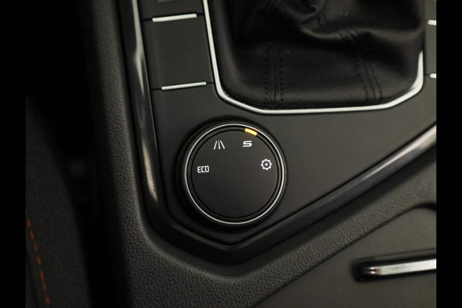 Seat Tarraco 1.4 TSI e-Hybrid PHEV FR 245 pk Automaat (DSG) | Navigatie | Panoramadak | Parkeersensoren (Park assist) | Achteruitrijcamera | Autom. airco (3 zones) | Apple Carplay/Android Auto |