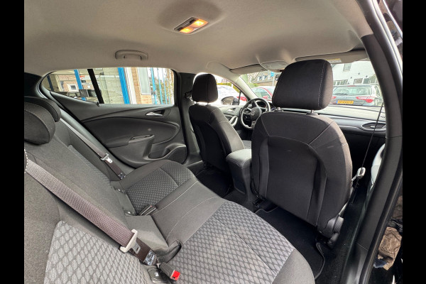Opel Astra 1.2 Blitz Edition 2021 ZWART NAVI AIRCO LM NAP!